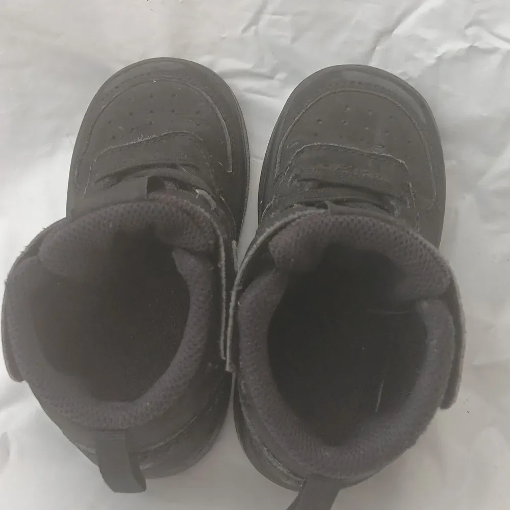 Nike Court Borough Black High-Top Sneakers with Velcro Closure Baby Size 7